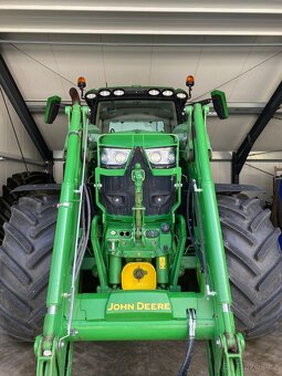 John Deere 6R250 Autopower Ultimate s čelním nakladačem - 2