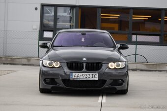 BMW Rad 3 Coupé 335 i A/T - 2