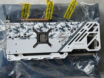 ASROCK Radeon RX 7800 XT Steel Legend 16G OC - 2