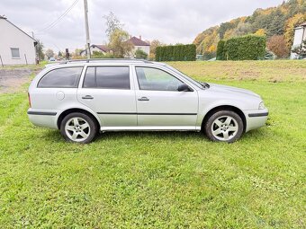 Škoda Octavia combi tour 1,9TDI 74kw 4x4 - 2