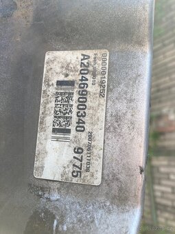 Mercedes W204 lišta A2046900340 - 2