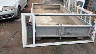 Prodám Plastové bílé dveře - 2