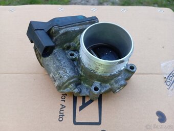 Škrtící klapka Octavia 2 - 2