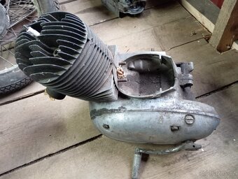 Náhradní díly - 2