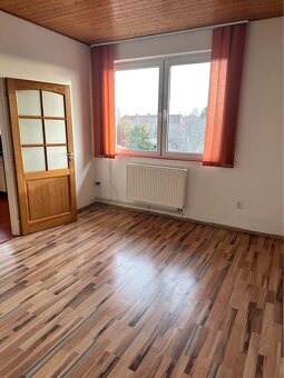 Pronájem bytu 2+kk, ul. Dolní Novosadská, Olomouc - 2