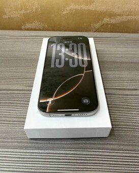 Apple iPhone 16 Pro 256GB Natural, Zánovní - 2
