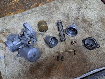 CZ 125 476 - karburátor Jikov 2924SBDb2750 - 2