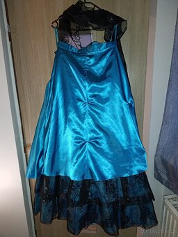 Plesové/maturitní šaty - 2