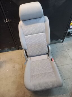 Zadní sedačky vw caddy mk3 - 2