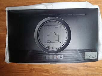 27" 180Hz Samsung Odyssey G5 G50 - 2