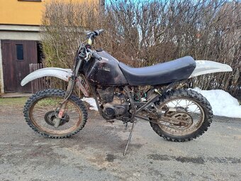 Moto cros na pole - 2