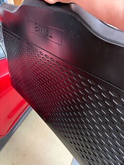 Vana do kufru Suzuki Swift IV - 2