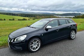 Prodám Volvo V60, R-DESIGN, D5 AWD,  AUT, 2012 - 2