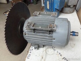 elektromotor patkový 380V/2,2kw/2860ot./min - 2