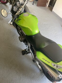 Honda Hornet 900 F2 - 2
