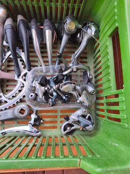 Komponenty Ultegra Tricolor a 105 atd - 2
