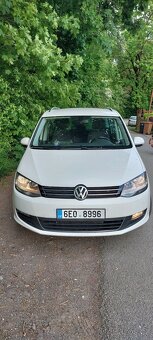 Volkswagen Sharan 2,0 TDi, r.v. 2013 - CAMP VESTAVBA GARÁŽ - 2