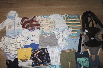 Chlapecký set oblečení vel. 74/80 + botky + nosítko CHICCO - 2