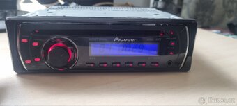 Autorádio PIONEER DEH-1100MP3 - 2