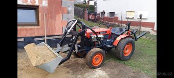 Prední nakladac kubota iseki - 2
