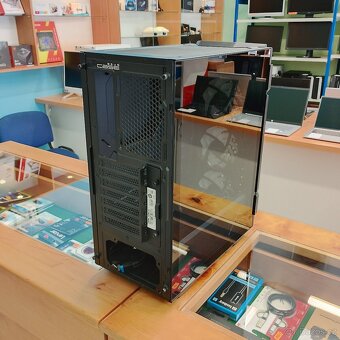 ASUS TUF Gaming GT301 ATX kompaktní PC skříň - 2