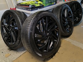 Alu kola Hyundai Tucson 5x114,3 r19 Originál,245/45/19+ TPMS - 2
