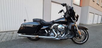 Harley Davidson FLHXS Street Glide speciál 2014 - 2