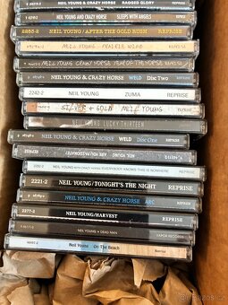 19 neal young  cds. - 2