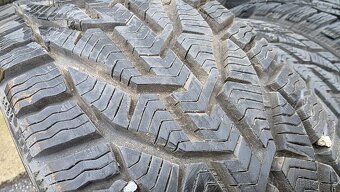 Zimní pneumatiky 195/55/15 - 2