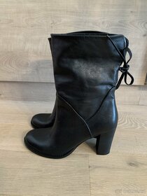 Kozene kozacky vel.40 - 2