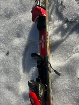 Dětské sjezdovky Dynastar s vázáním, dvoje hůlky - 2