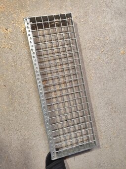 Schodnice, rošty pozink - 2