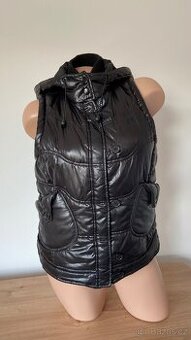 Dámská černá prošívaná vesta vel.M - 2