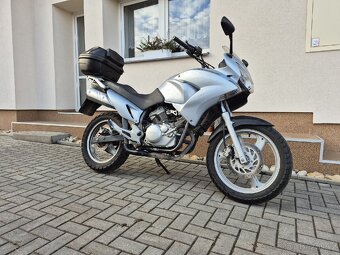 Honda Varadero 125 - 2