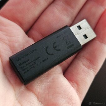 Bluetooth dongle k Xbox ovladači - 2