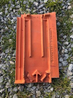 Větrací tašky tondach Polka 13 engoba - 2