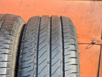Letní Michelin 215/65/16C - 2