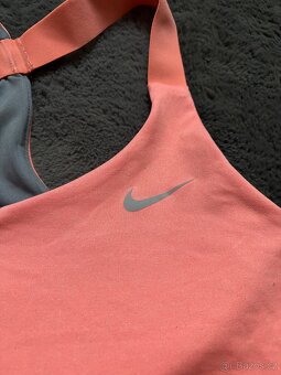 Sportovní top Nike - 2