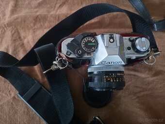 Canon AE-1 plná výbava - 2