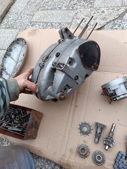 Motor Jawa 50 pionýr typ 23 (20, 21) - 2