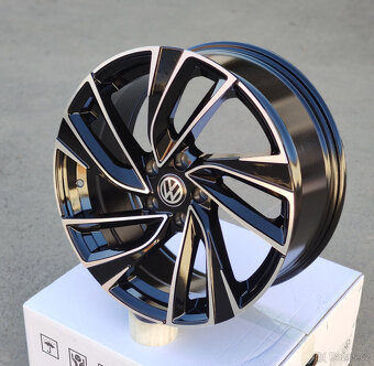 Alu kola 5x112 18 \\ 5x112 r18 - 2