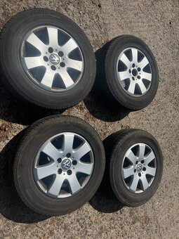 Prodám letní alu kola R16 na volkswagen - 2