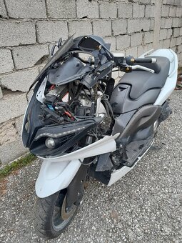 Yamaha T-max 500 2011, rozprodám na díly - 2