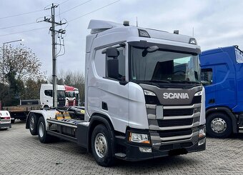 Scania R450 6x2 - hákový nosič kontejnerů - 2