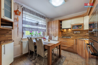 Prodej bytu 4+1, 77 m², Chodov, ul. Husova - 2