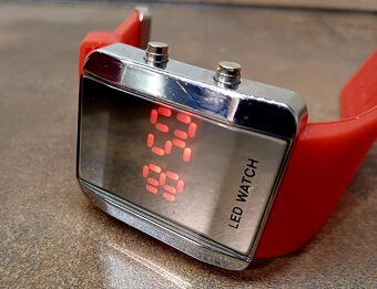 LED hodinky kovove - 2