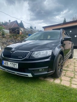 Škoda octavia scout - 2