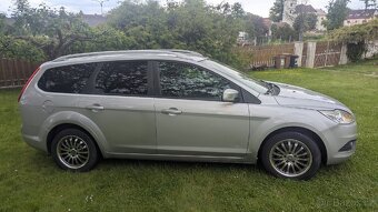 Ford Focus kombi 1,6 benzín 74kw - 2