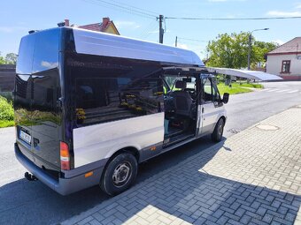 Ford Transit 2.3i, model 2003 - 2