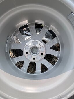 Originál alu kola Mazda nove - 2